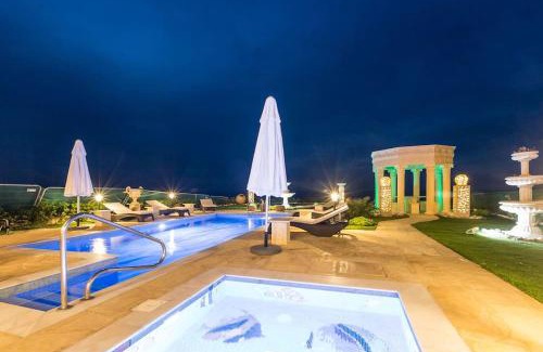 Ayia Marina Chrysochous Villa | Luksuzna Vila ob plaži z bazenom