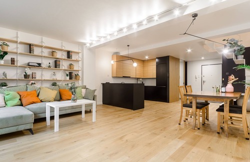 Lodz Apartment | Lumina cozy 2-level apart with terrace