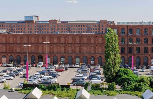 Lodz Apartment | Lumina loft studio near Księży Młyn