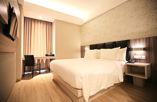 Jambi Hotel | Luminor Hotel Jambi Kebun Jeruk by WH