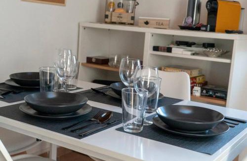 Piotello Apartment | Luminoso Bilocale 5 Minuti da Linate