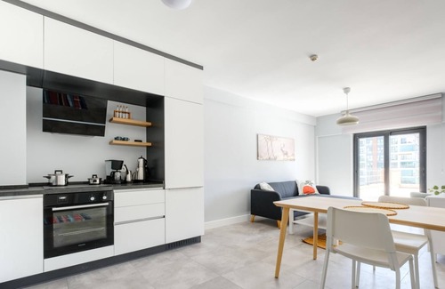 Ankara Apartment | Luminous Flat 7 min to Arcadium Mall in Ankara