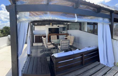 Aidy Grill Apartment | Luna Azul 1