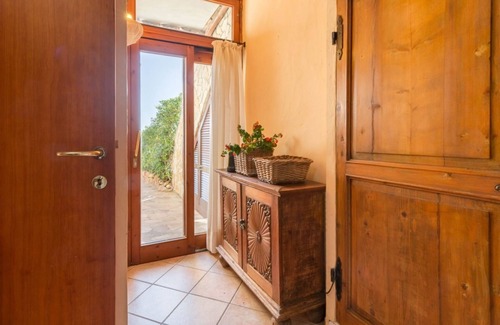 Villasimius House | LUNA BAY HOME RETREAT with a view of Porto Luna Bay, 2 km from Villasimius