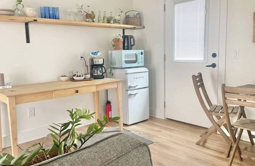 Montopolis House | Luna House ° 3 Min from Airport ° Easy Stay