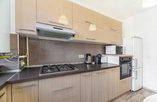 Brasov Apartment | Luna Studio | Mountain View and Parking | Sleeps 3