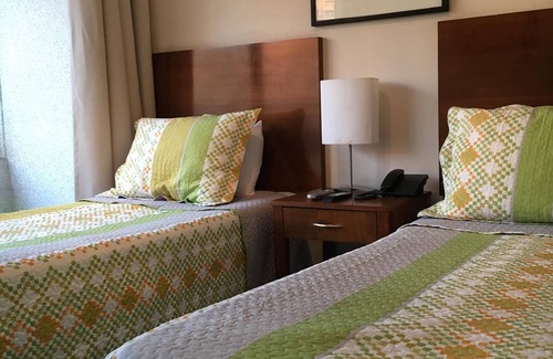 Downtown Santiago Apartment | Luna Suite Apart. Quadruplex Apartment
