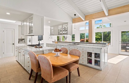 Kenwood House | Luna Vista - 3 BD plus 2 Bonus Rooms, Pool, Spa