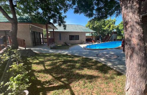 Tulamben Resort | Lunar Dive Resort: Bamboo Villas
