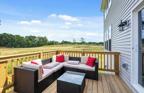 Walton House | Lunar Haven – Gorgeous 5 BDR