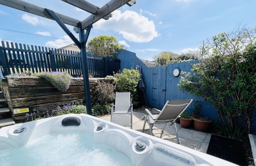 Westward Ho Cottage | LUNDY LOOKOUT Westward Ho! ( not Buckleigh)