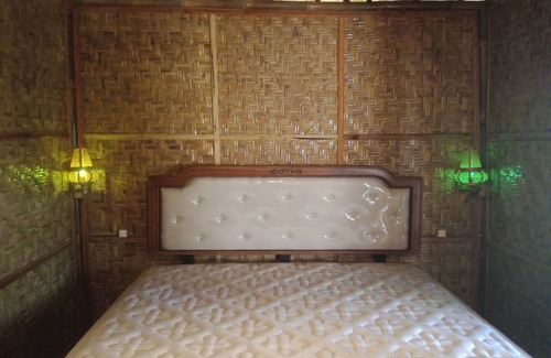 Kecamatan Pringgasela House | Lunggu Bungalow with the Agricultural View