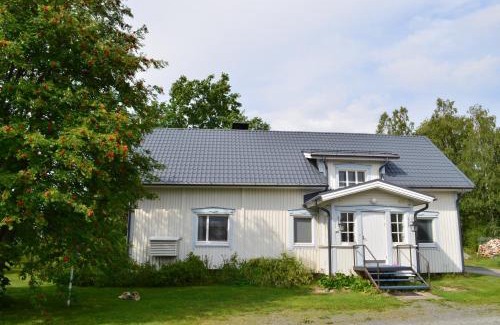 Alajarvi Villa | Luntinmäen omakotitalo