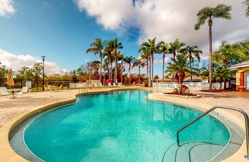 Fedhaven House | Lush Villa in Gated Lake Marion Resort - Pool