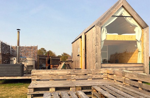 Brightlingsea Cottage | Lushna Petite 4 at Lee Wick Farm Glamping
