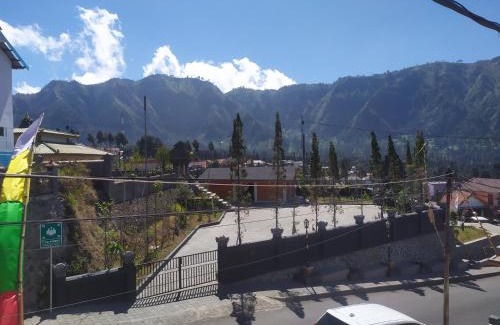 Ngadisari House | Lusman Homestay Bromo