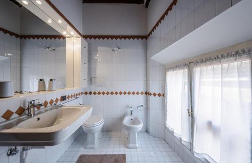 Old Town Apartment | Lusso in Centro - Parking, 9 Persone, 200mq, 3 Bagni