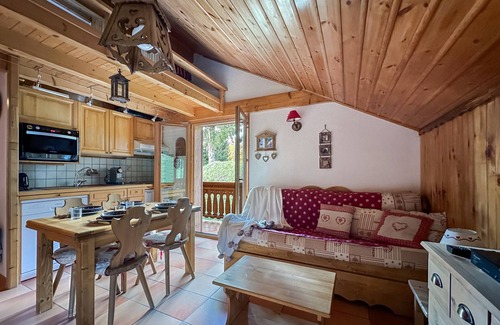 Les Carroz-d'Araches Ski Chalet | LUTA11 Duplex mezzanine 2/4 Pers. pied de p