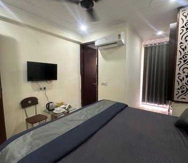 Udyog Vihar Hotel | Luvi Casa