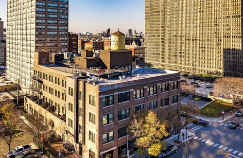 Near South Side Apartment | Luxéry Stay "Chicago" Downtown/McCormick/Wintrust Area
