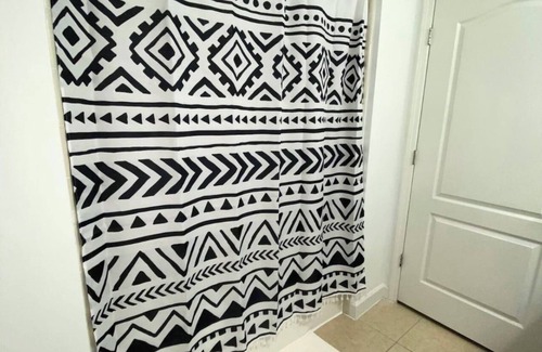 Dunwoody Apartment | Lux 2 bd/2bth: Wifi/Free parking