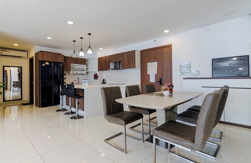 District 4 Apartment | Lux-4br/FreePool/Riverside/BUIVIEN/D4-D@Centercity