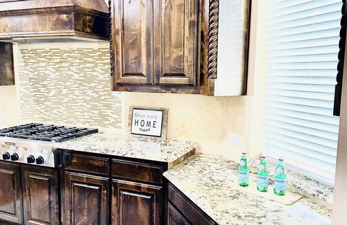 Frisco House | Lux 5BR Near Legacy The Star - 4800 sqftS spacious in fabulous Frisco WiFi
