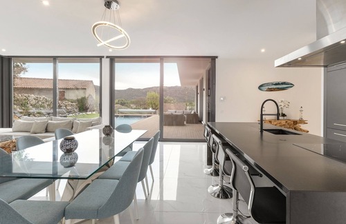 Alvados Villa | Lux & Charm Residence