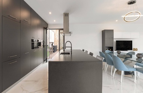 Alvados Villa | Lux & Charm Residence