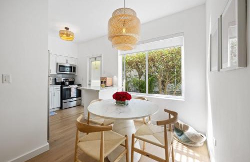 West Avenue Apartment | Lux Designer Apt 2BR and 2BA in the Heart of MIA Beach