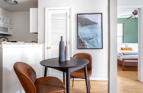 Adams Morgan Apartment | Lux Dupont Circle 2BR nr. Metro & Adam's Morgan by Blueground