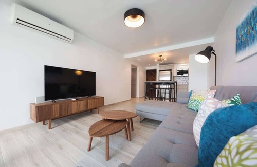 Carolina Apartment | Lux Ocean Front 14th Floor 1BR ON BEACH w/Parking