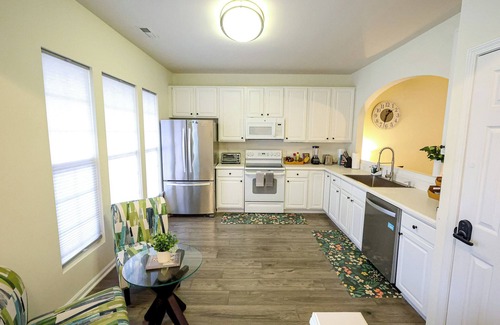 Morrisville House | Lux Pet Friendly Retreat with King Bed, TV in all Rooms, 65in TV, Central to RDU