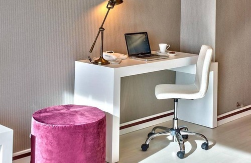 Kucukbakkalkoy Apartment | lux studios , walking distance metro station