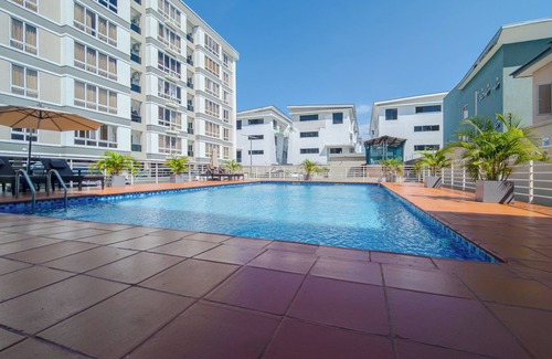 Ikoyi Apartment | Luxe 1BR Retreat in Ikoyi Pool Fast WiFi Near Beach