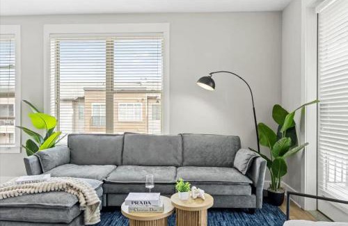 Charlotte Apartment | Luxe 1BR Suite in Waverly Charlotte