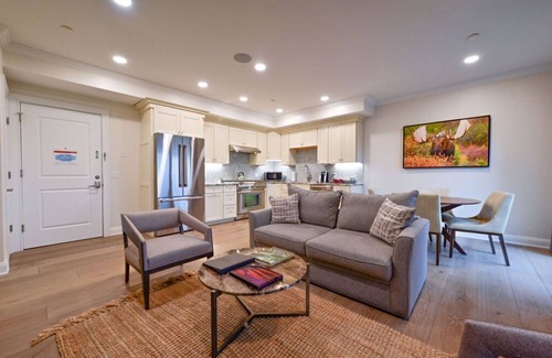 Wyoming Apartment | Luxe 1BR Suite | Unique Culinary + Adventures
