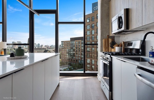 River West Apartment | Luxe 1BR: Unmatched Views & Location