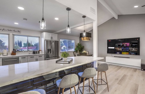 Canyon Gate House | Luxe 4BR Summerlin House- Gym/Pool/Spa/Prime Location