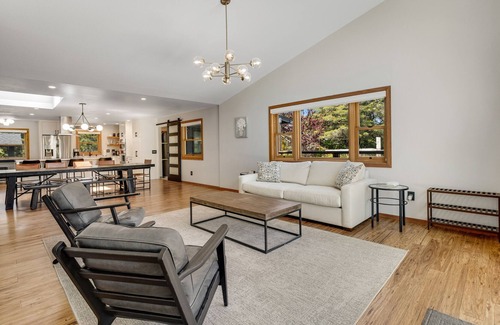 Freestone House | Luxe 6-acre compound with private pool, hot tub, 2 living areas & AC