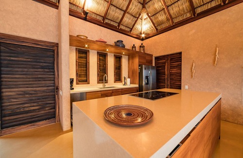 Santa Maria Huatulco Villa | Luxe Beach Villa in Exclusive Oceanfront Community