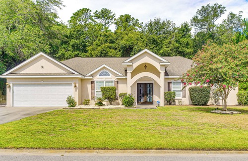 Brunswick House | Luxe Brunswick Home ~ 14 Mi to Jekyll Island!