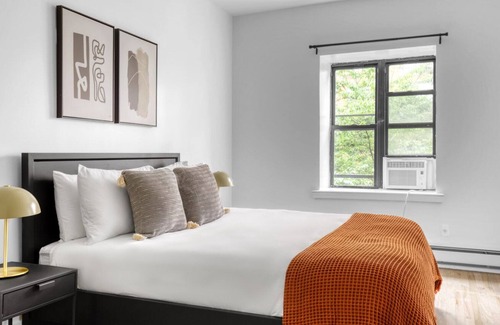 Boerum Hill Apartment | Luxe Cobble Hill 2BR w/ W/D & Elevator, near Bloomingdales, by Blueground