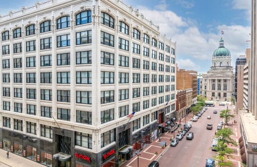 Mile Square Apartment | Luxe Condo Near Convention Center & Downtown Indy