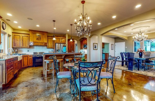 Ukiah House | Luxe Custom Home with Ukiah Valley Views, Massage Chair & Infrared Sauna