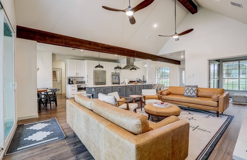 Oatmeal House | Luxe designer Hill Country home near Austin with amazing views & infinity pool