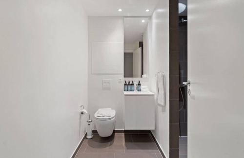Copenhagen Apartment | Luxe Doublex w water view