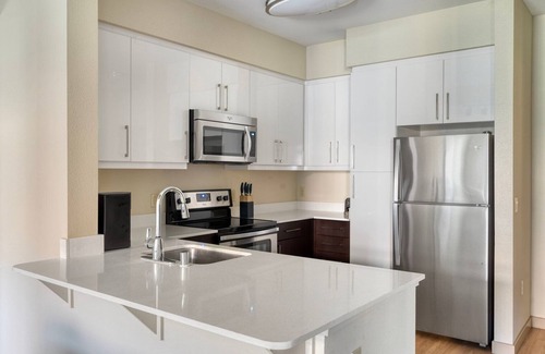 Dublin Apartment | Luxe Dublin 3BR w/Pool & Spa, nr BART & Groceries, by Blueground