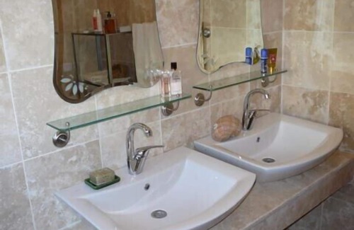 Yenifoca Villa | Luxe Family Villa aan Zee met Privé Zwembad en Grote Tuin in West-Turkey + WIFI