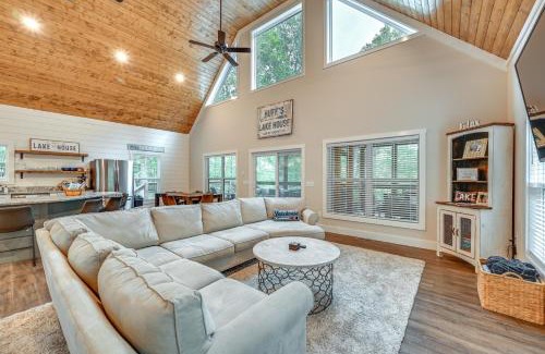 Cub Run House | Luxe Kentucky Cabin Rental about 36 Mi to Mammoth Cave